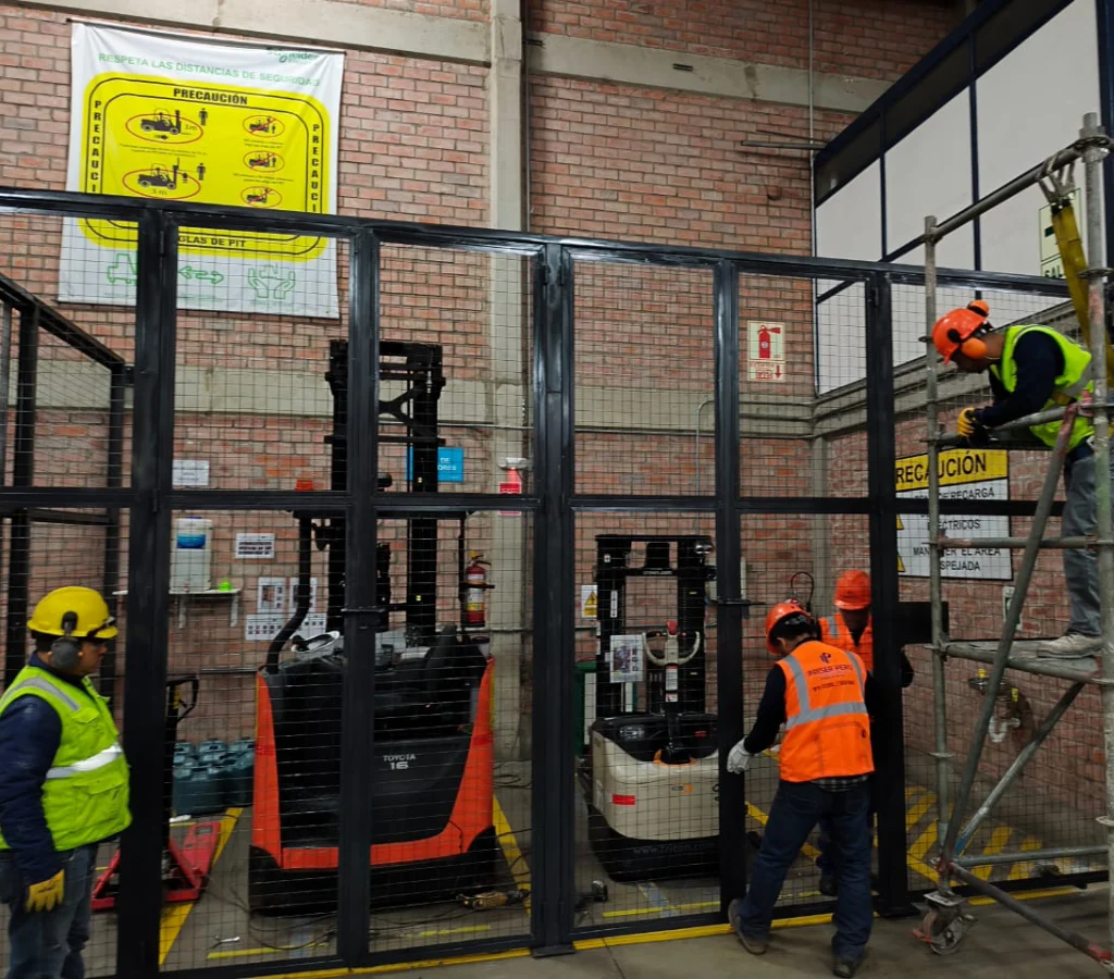 servicio-schneider-04 servicio-schneider-04